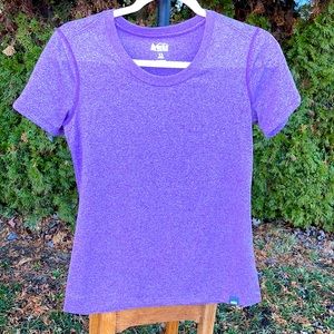 Womens, REI casual short sleeve shirt (moisture wicking)in Purple, Size XS